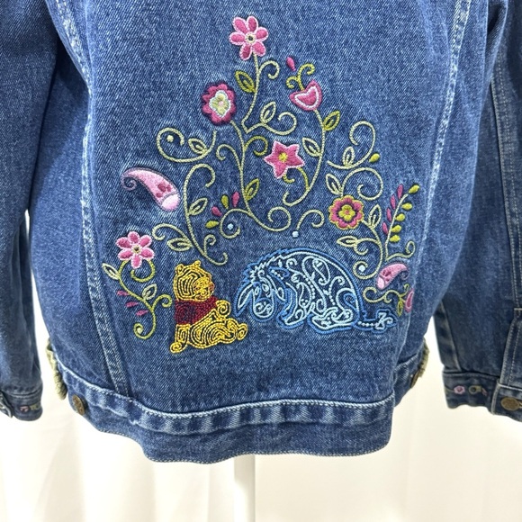 Vintage DISNEY Winnie the Pooh Embroidered Jean Jacket Women’s Sz S Denim Coat - Picture 6 of 13